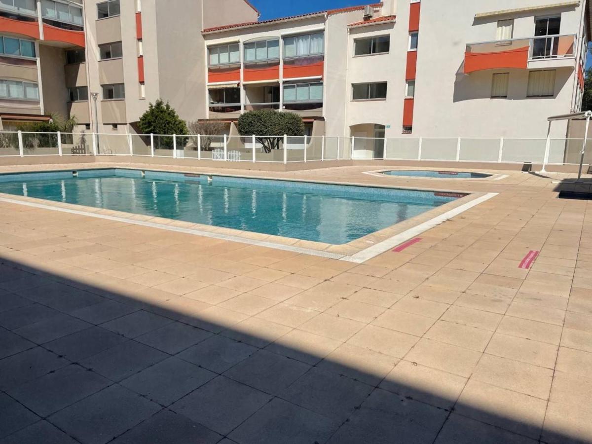 Apartamento Studio Cabine Cosy Avec Piscine Et Parking, A 100M De La Plage - Argeles-Sur-Mer - Fr-1-225-91 Exterior foto